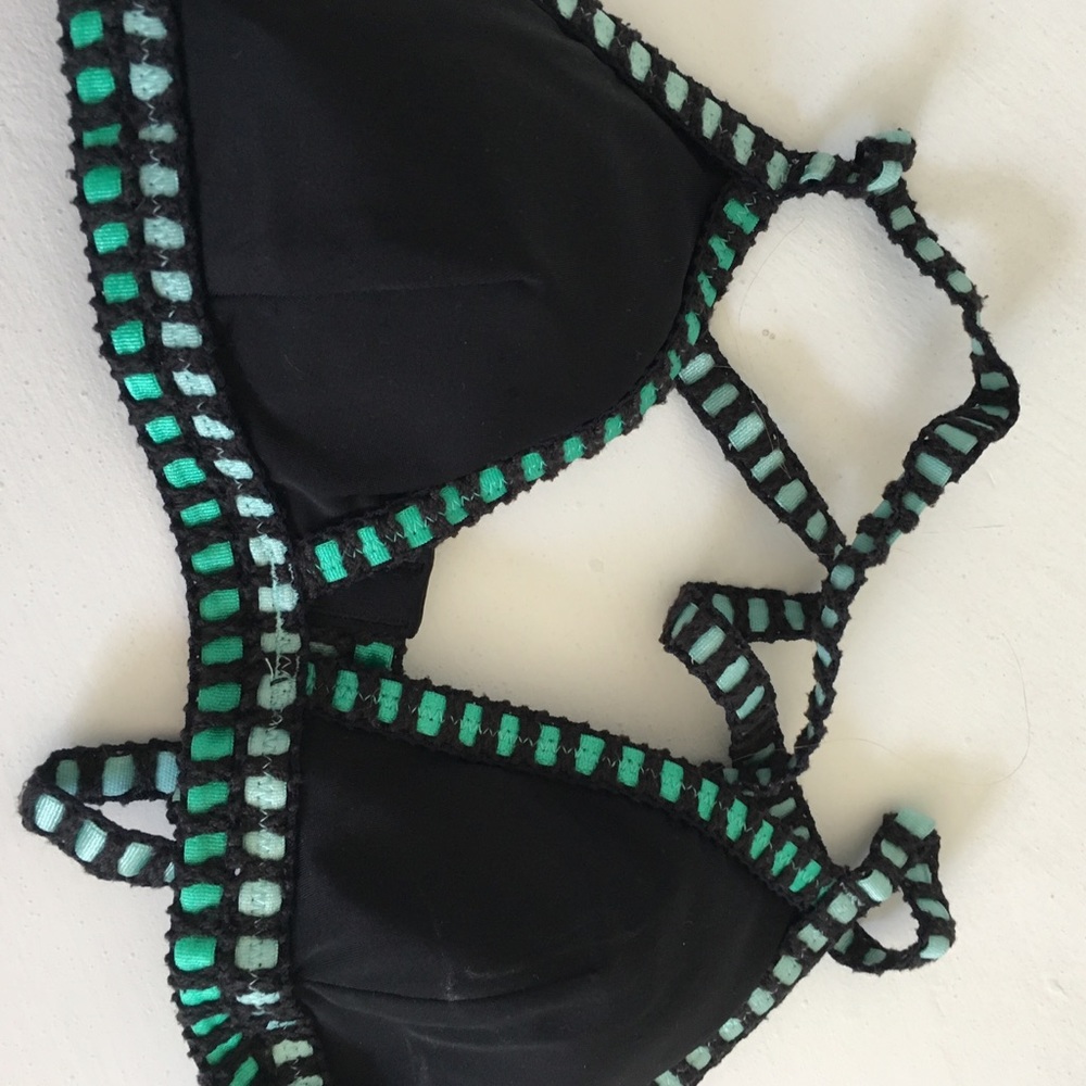 Victoria’s Secret bikini top